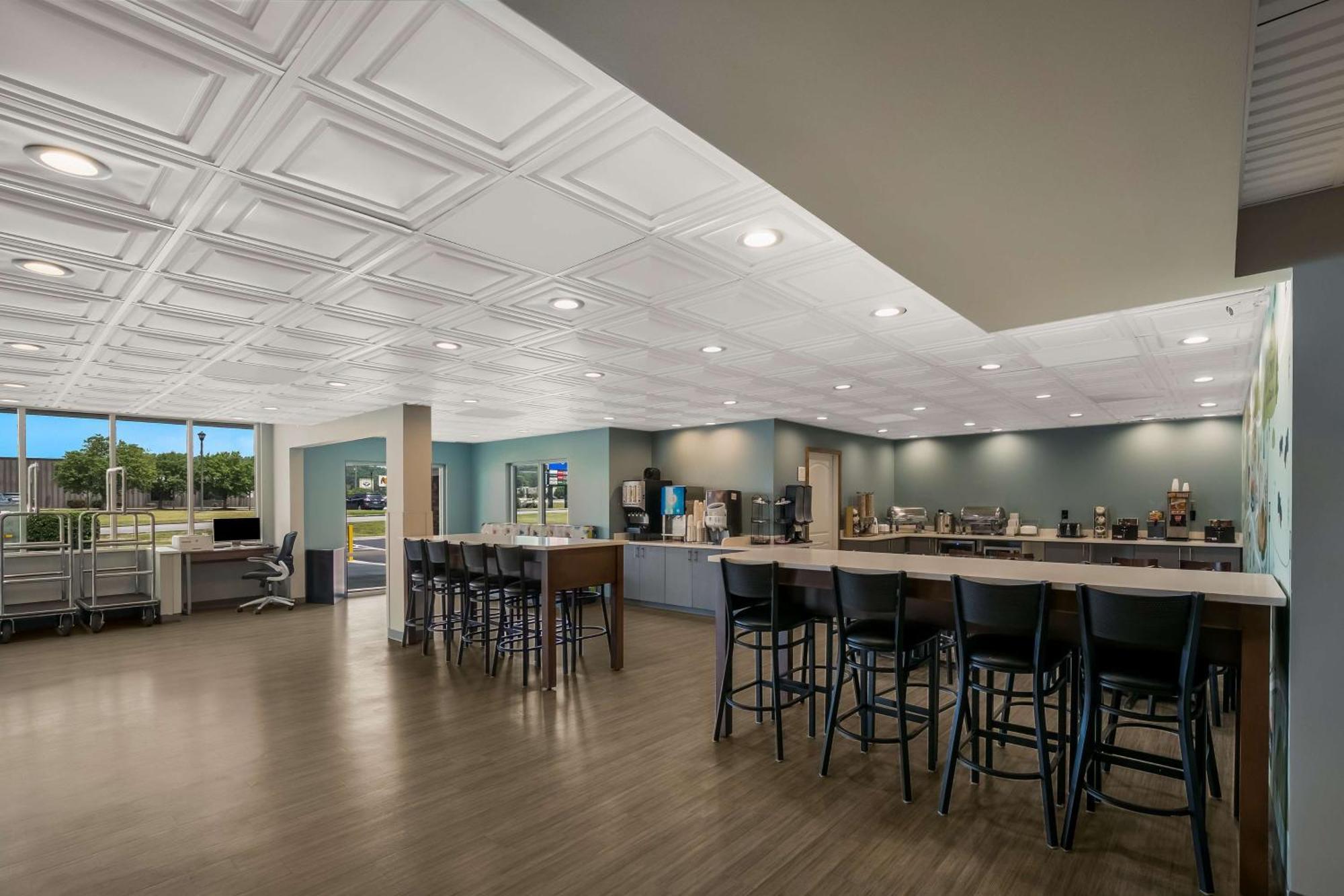 Surestay Plus Hotel By Best Western Sevierville Bagian luar foto